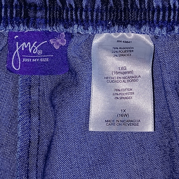 Capris - Picture 4 of 5